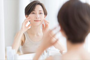 40代は保湿ケアが重要！肌の特徴やおすすめの保湿成分、基礎化粧品は？