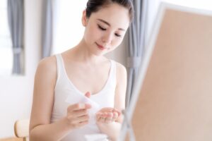 クレンジングジェルの使い方を解説！メリットやおすすめの理由も