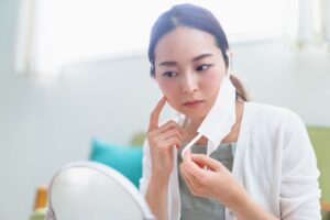 PM2.5が原因の肌荒れに要注意！対策を徹底解説
